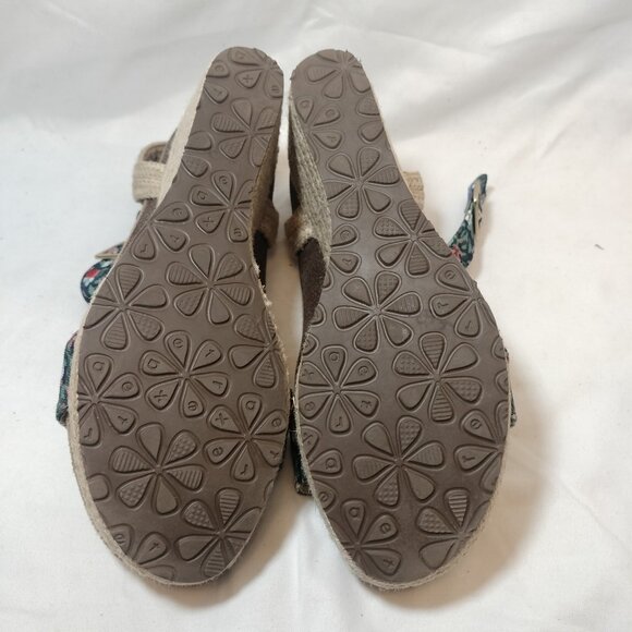 AETREX Sydney Wedge Sandal, Floral - Picture 8 of 8
